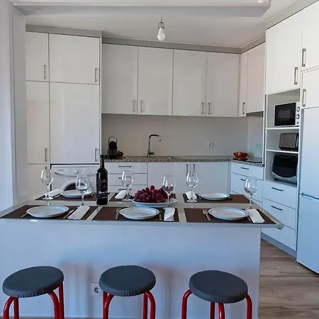Seethesea Apartment *